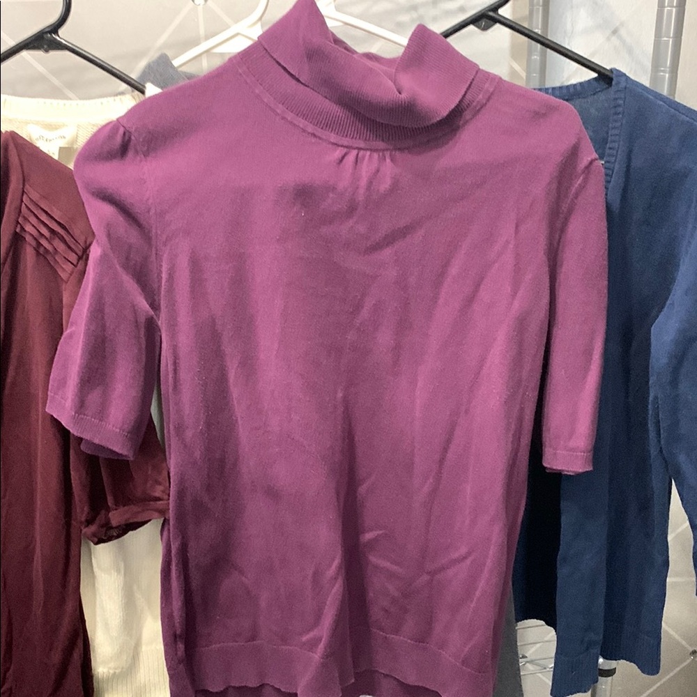 Women's Sweater Collection - Assorted Colors. Bundle of 5 medium fit - Picture 10 of 12